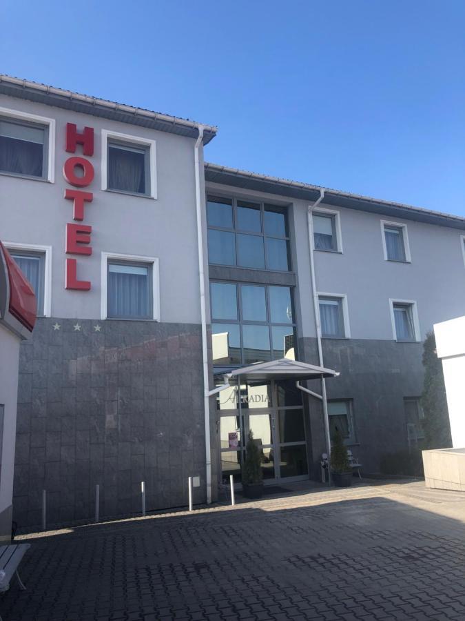 Hotel Arkadia Konskie Eksteriør billede