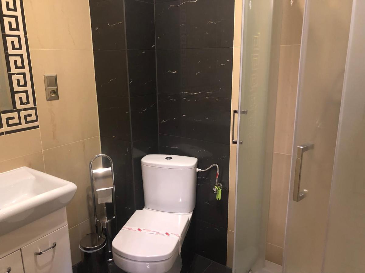 Hotel Arkadia Konskie Eksteriør billede