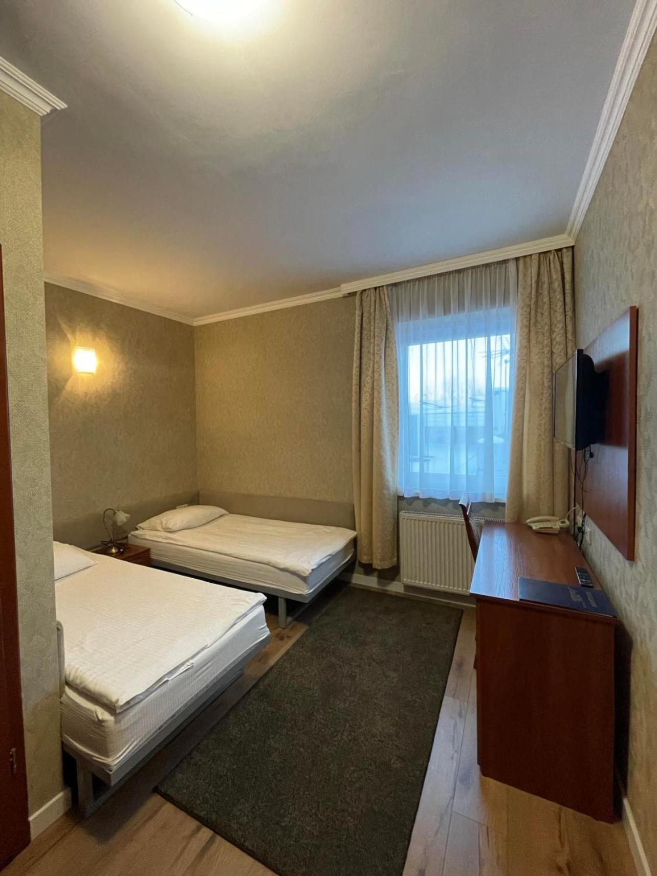 Hotel Arkadia Konskie Eksteriør billede