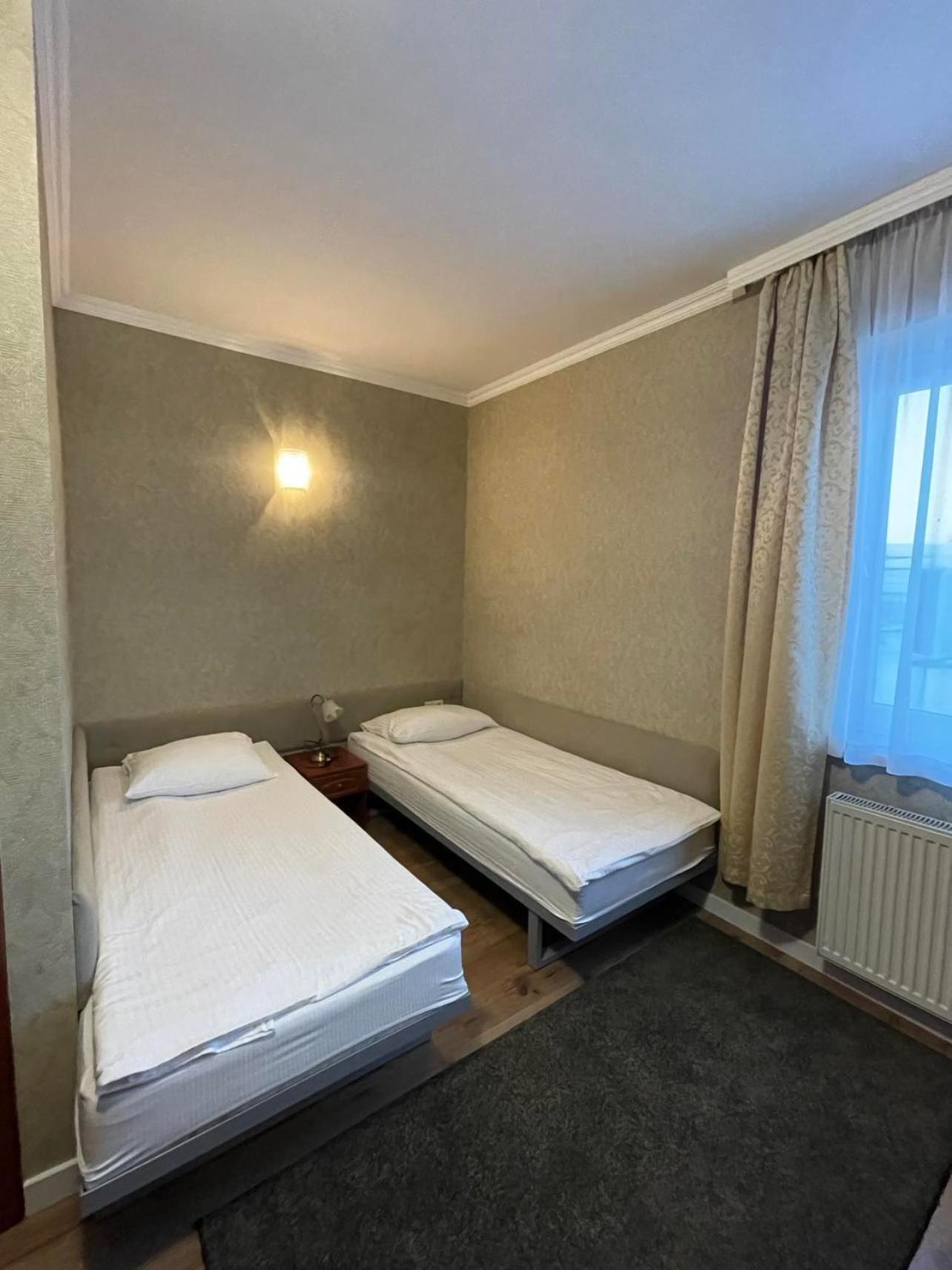 Hotel Arkadia Konskie Eksteriør billede